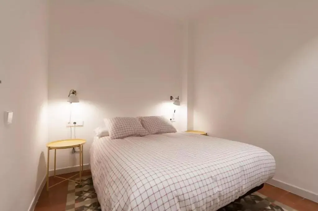 Eg42B - Modernista Apartamento En El Centro De Barcelona Spain